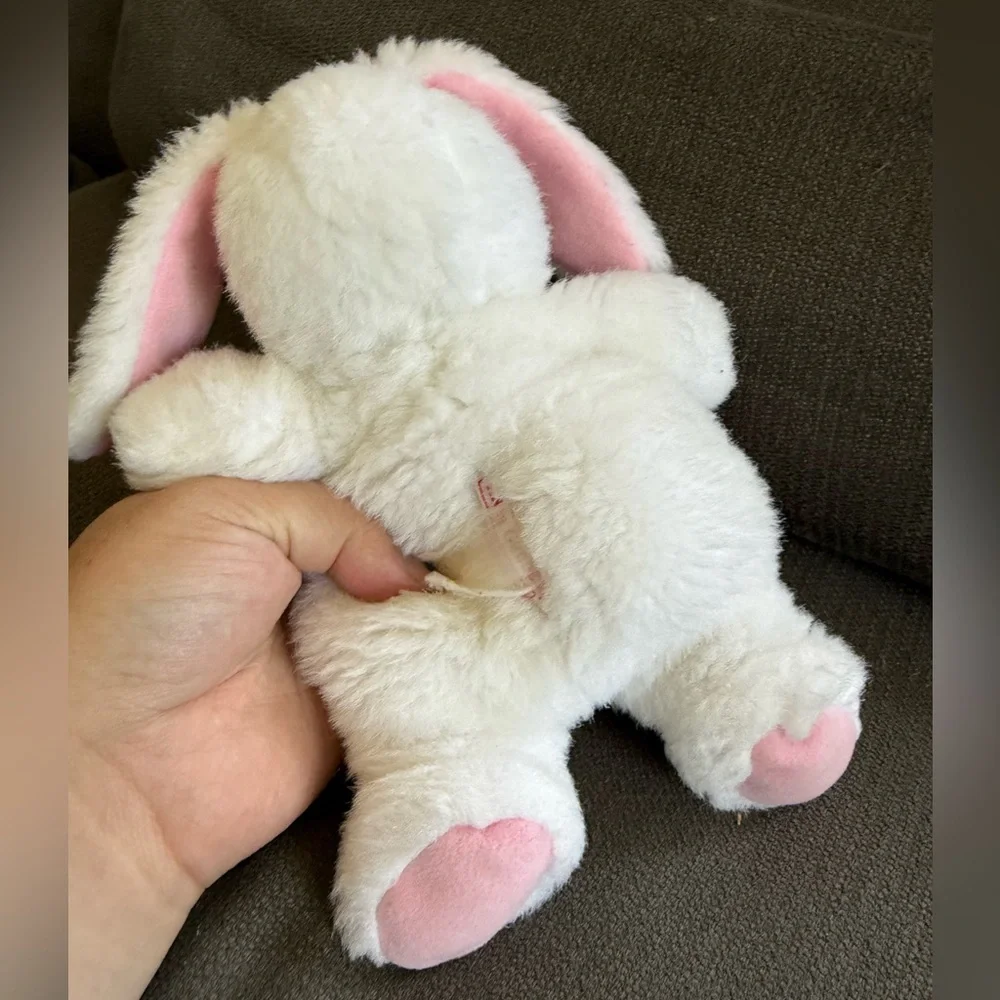 Vintage 1997 Anne‎ Geddes white rabbit suit small baby doll plush